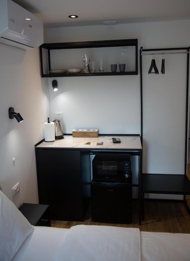 Apartment Pearls